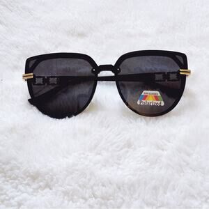 Genevieve Black Rimless Polarized Sunglasses